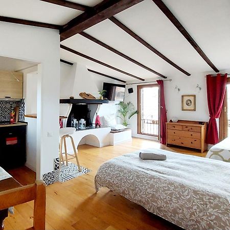 Mattia'S Penthouse - View Over Trastevere Roofs Рим Номер фото
